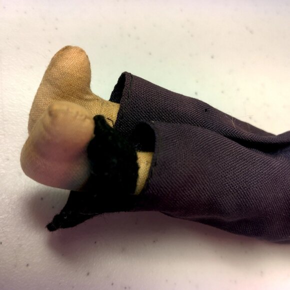 Vintage Dolls Mixed Doll Lot 5 Porcelain Flocked Gondlier Handmade Collectible - Picture 4 of 16